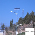 Luz de calle accionada solar de 8m poste 60W LED